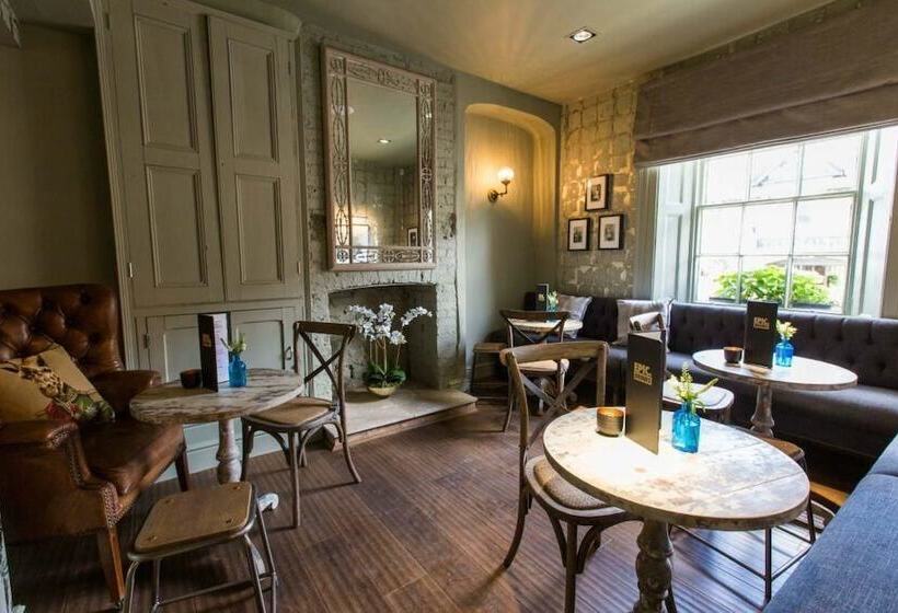 Bed and Breakfast Mill Street Pub & Kitchen