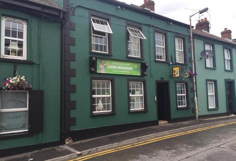 Bed and Breakfast Roomz