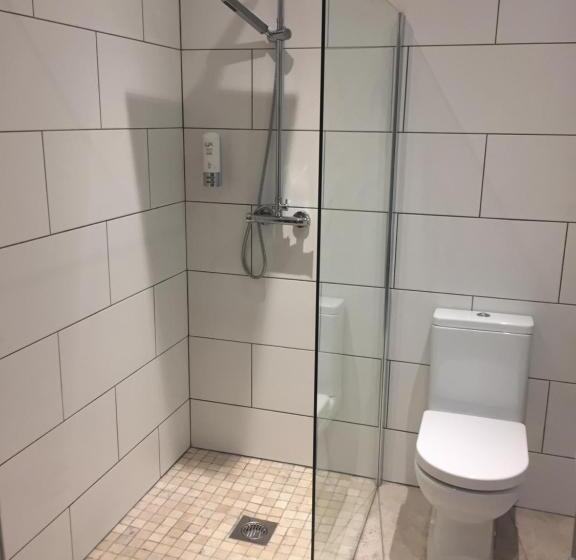 Bed and Breakfast Roomz