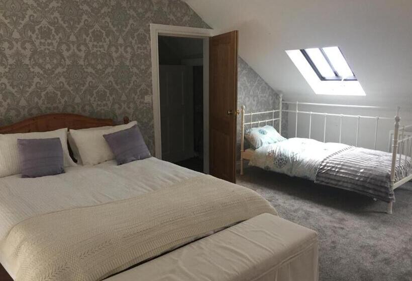 Bed and Breakfast Roomz