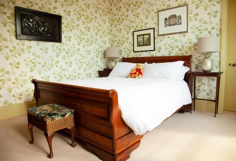 مبيت وإفطار St Katharine S House