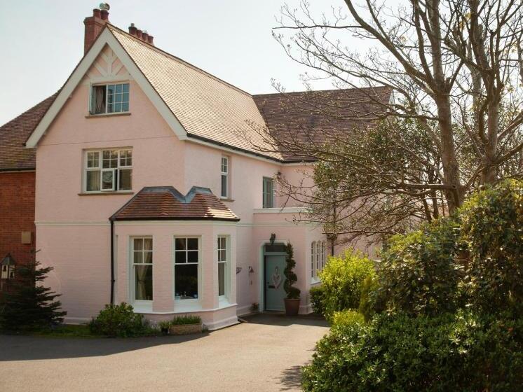 مبيت وإفطار St Katharine S House