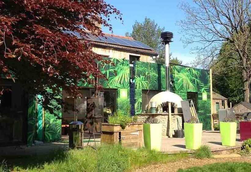 مبيت وإفطار The Lodge Rooms