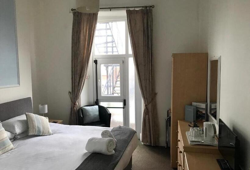 住宿加早餐  The Oasis