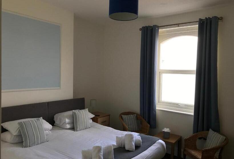 住宿加早餐  The Oasis