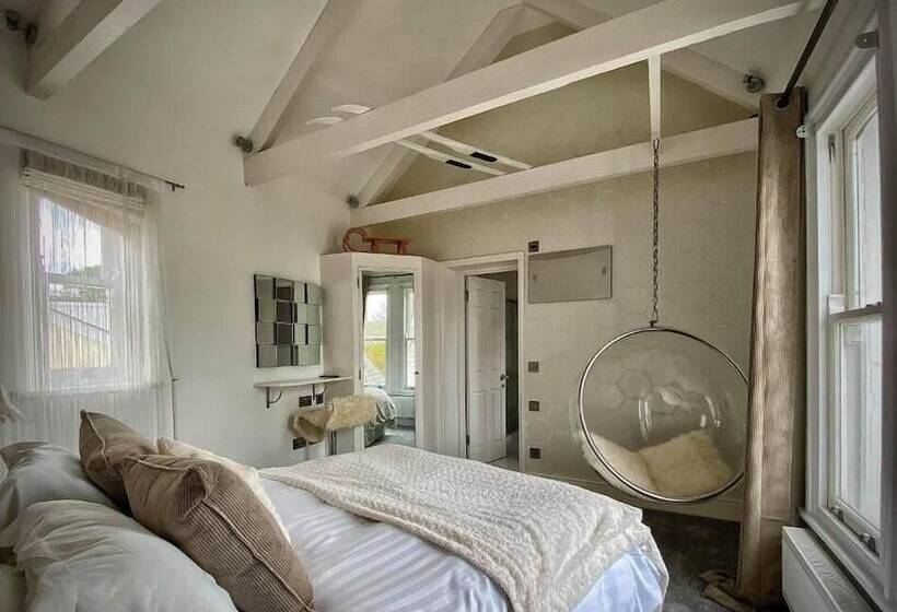 مبيت وإفطار Upton House