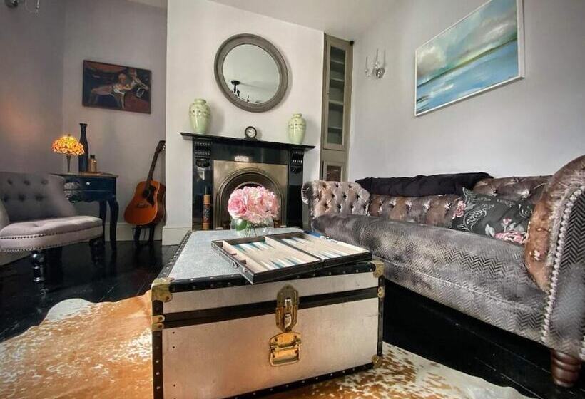 مبيت وإفطار Upton House