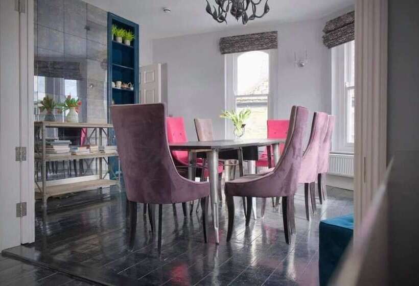 مبيت وإفطار Upton House