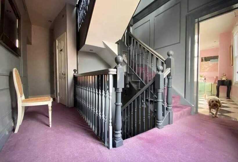 مبيت وإفطار Upton House