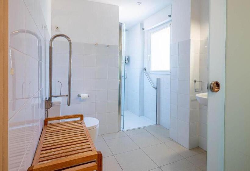 Bista Eder Hotel & Lodge