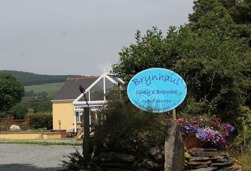 Brynhaul Bed And Breakfast