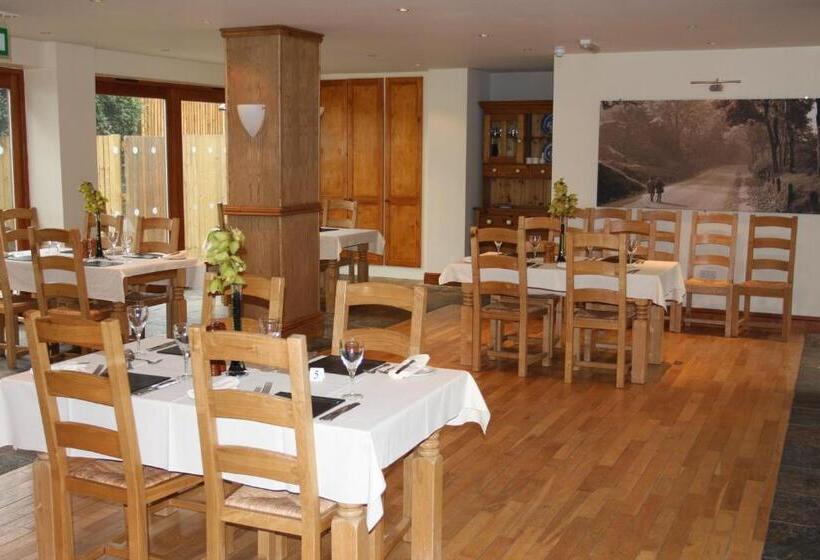 Cottage Lea S Country Hotel & Restaurant