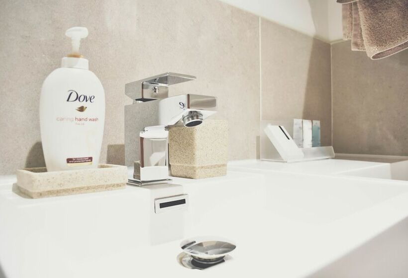 Count House Cottage B&b   Adults Only