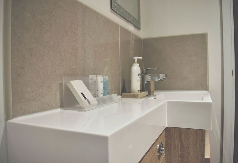 Count House Cottage B&b   Adults Only