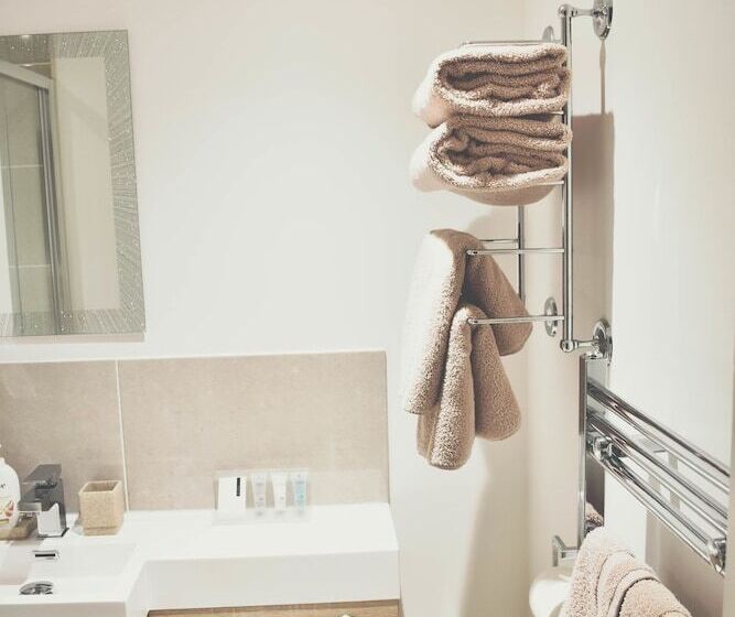 Count House Cottage B&b   Adults Only