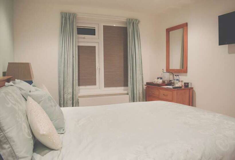 Count House Cottage B&b   Adults Only