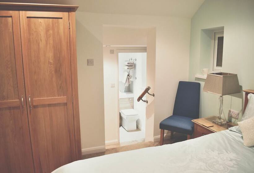 Count House Cottage B&b   Adults Only