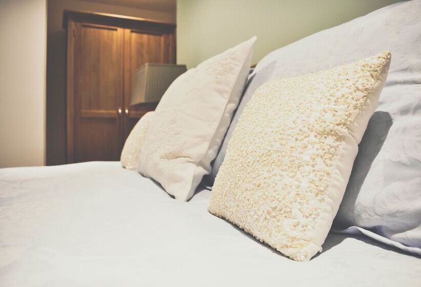 Count House Cottage B&b   Adults Only