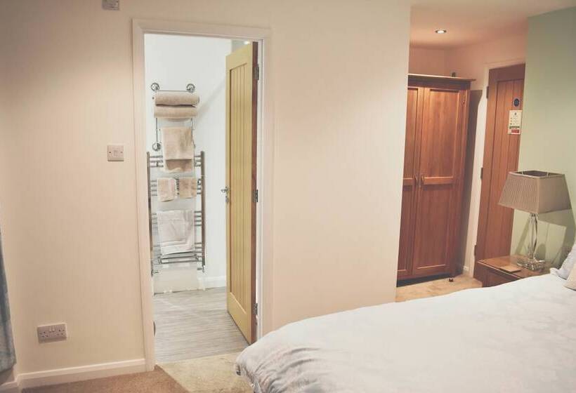 Count House Cottage B&b   Adults Only