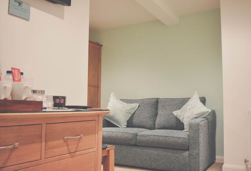 Count House Cottage B&b   Adults Only