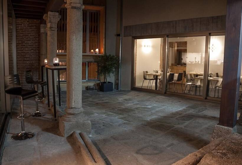 María Pacheco Hotel Boutique