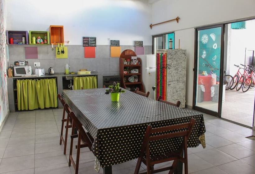 Hostel De Los Colores