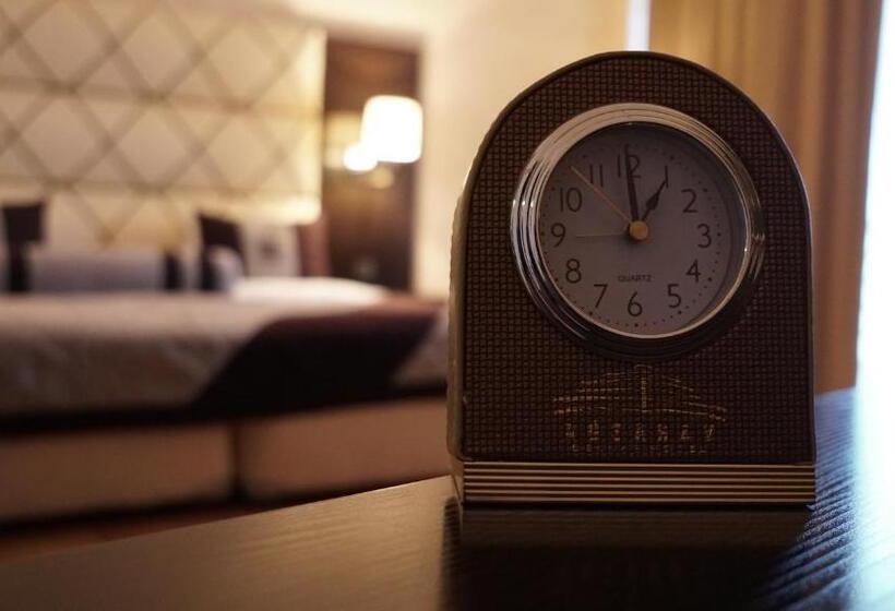 Agsaray Deluxe Hotel & Spa