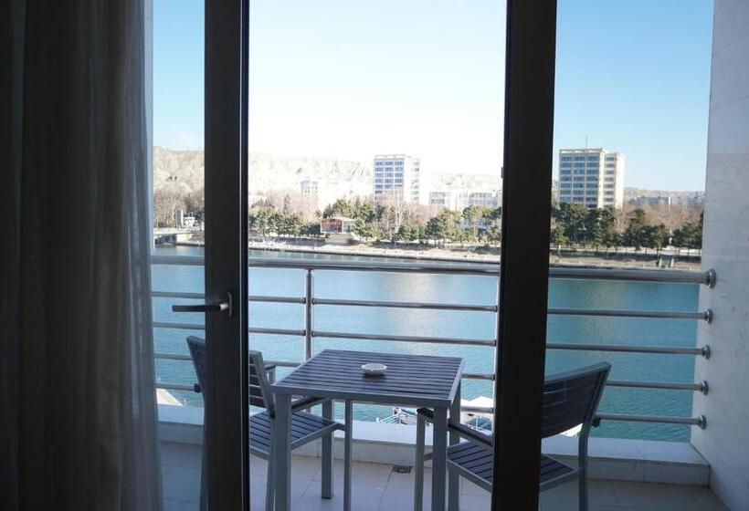 Agsaray Deluxe Hotel & Spa