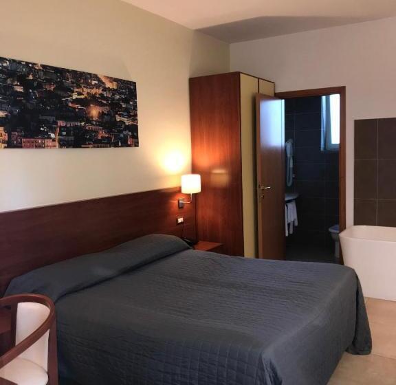 בית מלון כפרי Albergo Del Pino