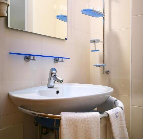 בית מלון כפרי Albergo Del Pino