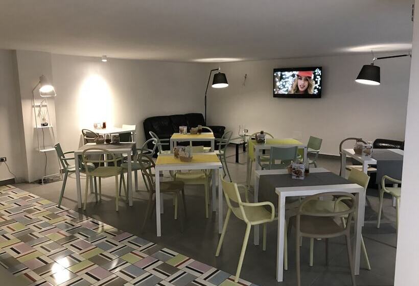 בית מלון כפרי Albergo Del Pino