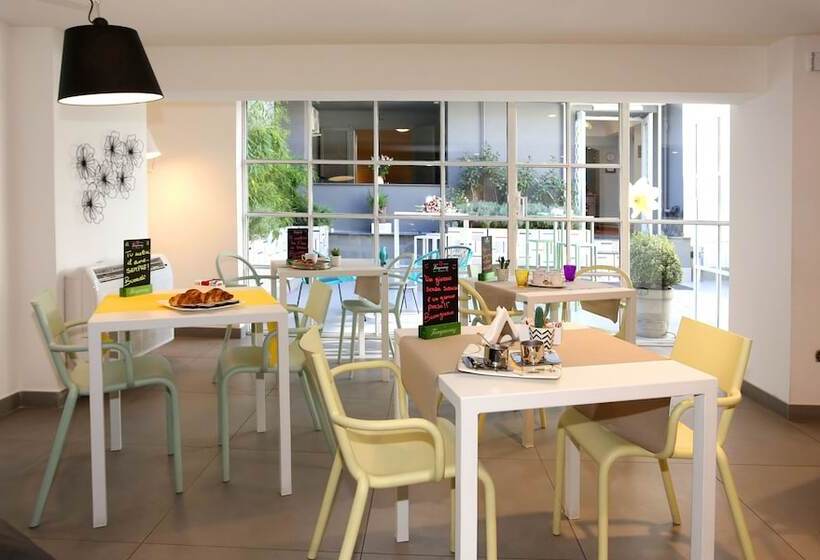 בית מלון כפרי Albergo Del Pino