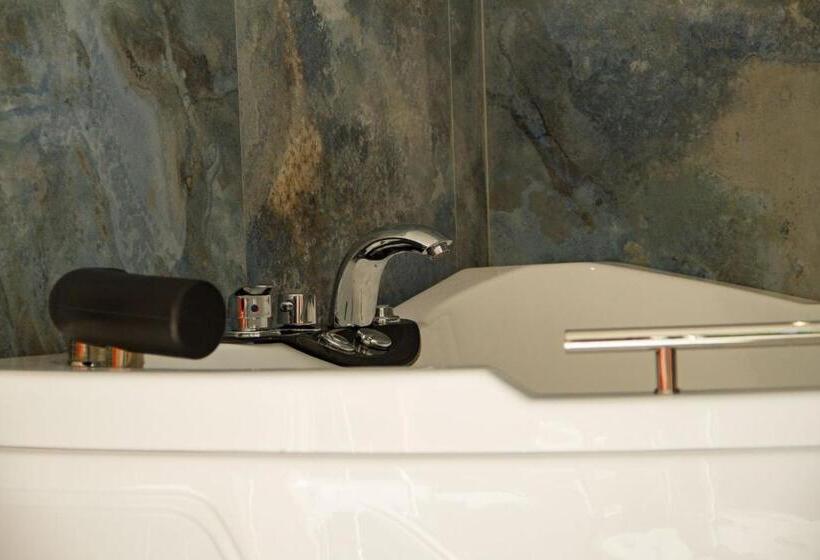 هتل Apartamentos Premium Con Yacuzzi Dunas Del Este