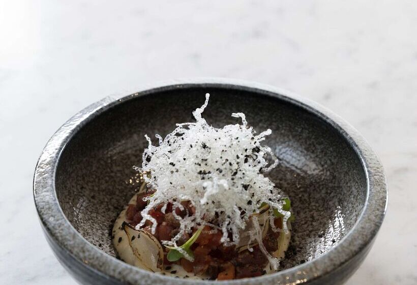 בית מלון כפרי At Six