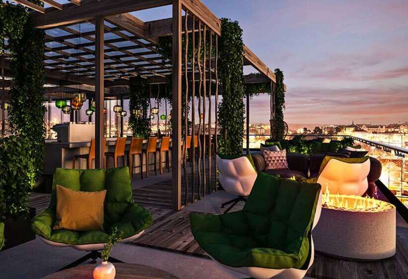 בית מלון כפרי At Six