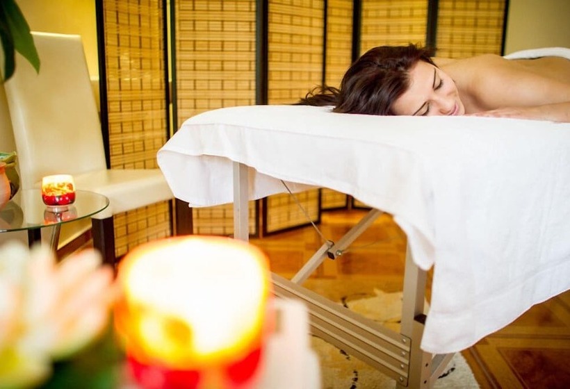 Отель Batthyany Kastelyszallo