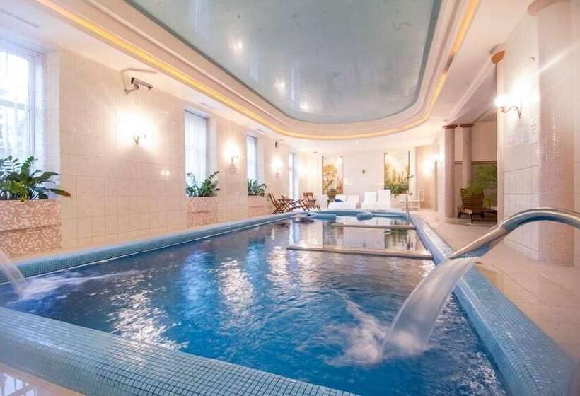 Отель Batthyany Kastelyszallo