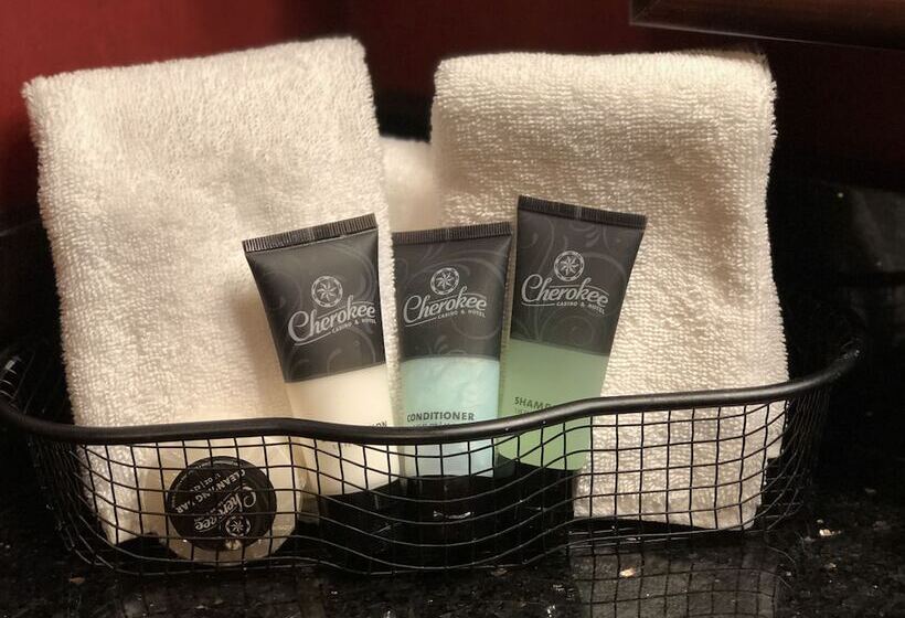 فندق Cherokee Casino West Siloam Springs Resort