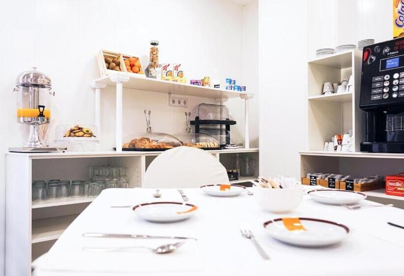 هتل Dc Mesones 21