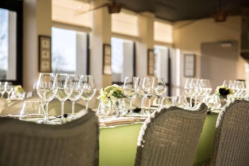 Отель Hôtel De L Abbaye Le Tronchet   Handwritten Collection