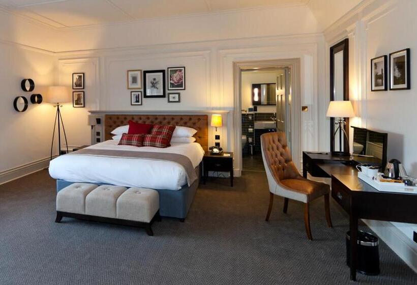 Отель De Vere Horsley Estate