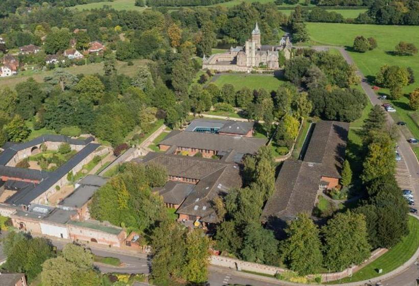 Отель De Vere Horsley Estate