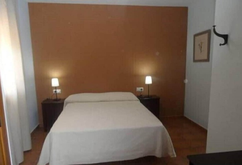 فندق Duque De Gredos