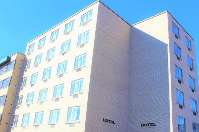 호텔 Empire Suites