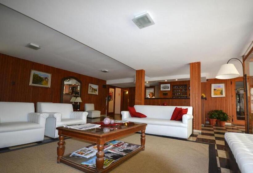 هتل Español Salto