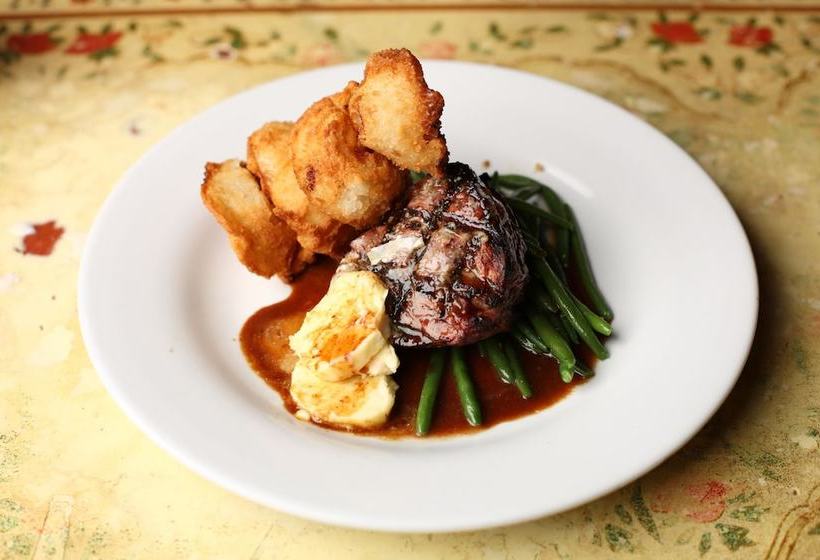 فندق Foster's Inn