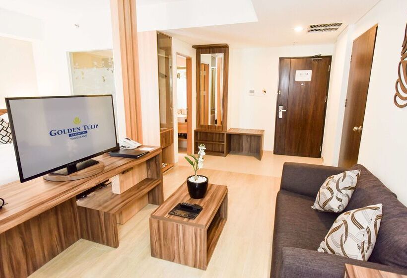 Отель Golden Tulip Essential Tangerang