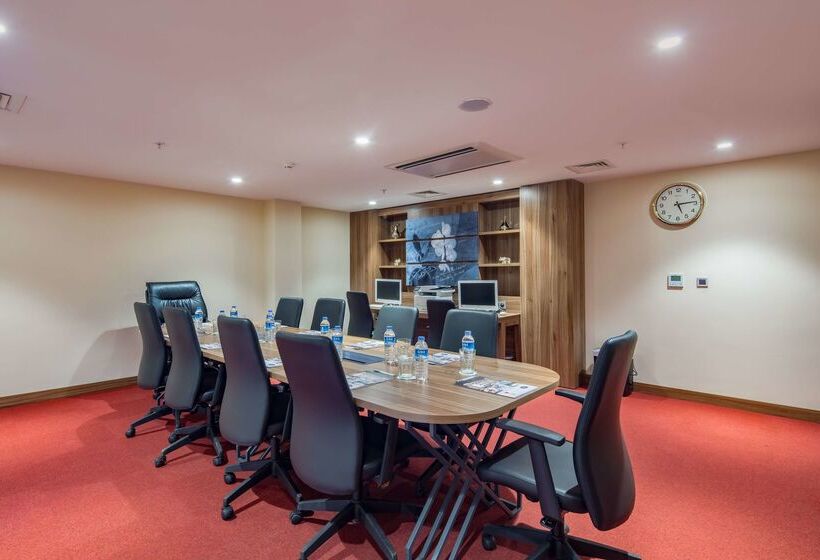 هتل Hampton By Hilton Kahramanmaras