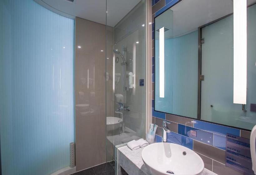 فندق Holiday Inn Express Bengbu Downtown