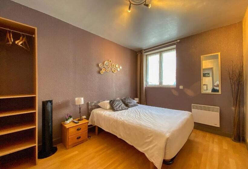 בית מלון כפרי Hôtel Le P'tit Monde